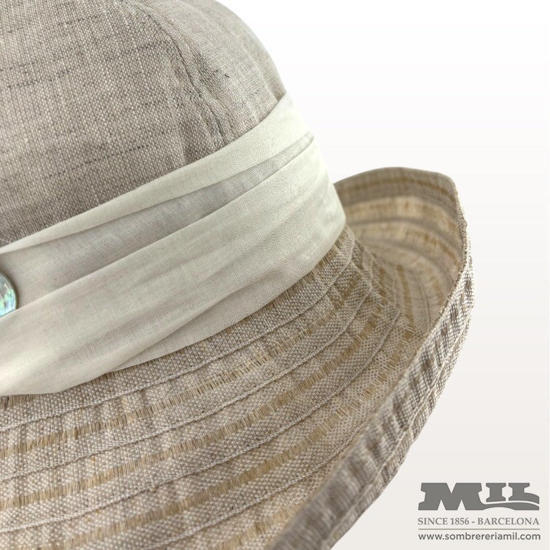 Barret Brisa | Hats and Dreams