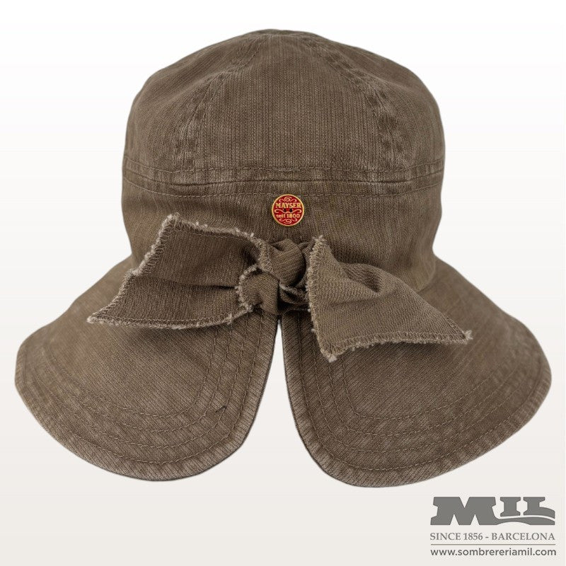Sombrero Sara | Mayser