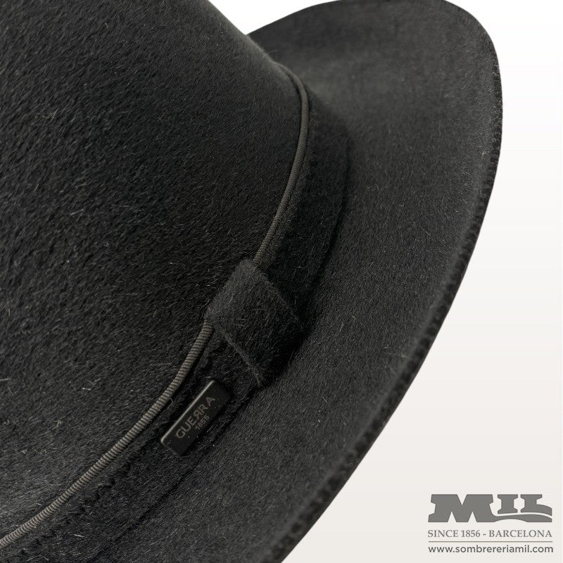 Cashlux Cashmere Hat | War