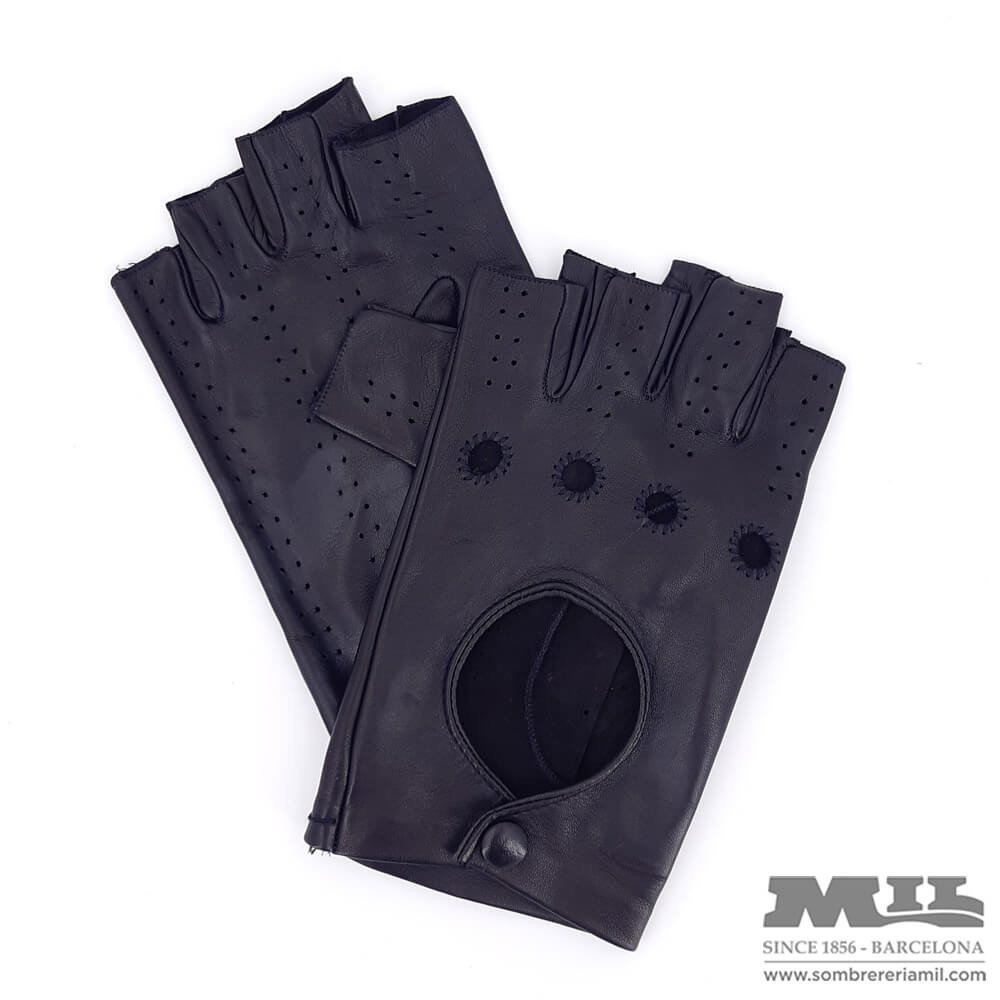 Leather driving gloves