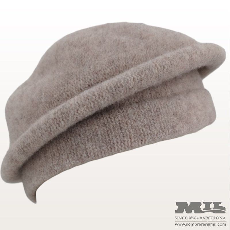 Beanie de llana asymetrical de Seeberger