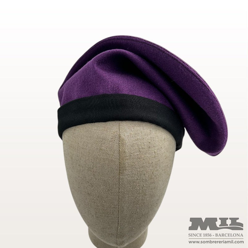 Barretina Catalana Morada Auténtica