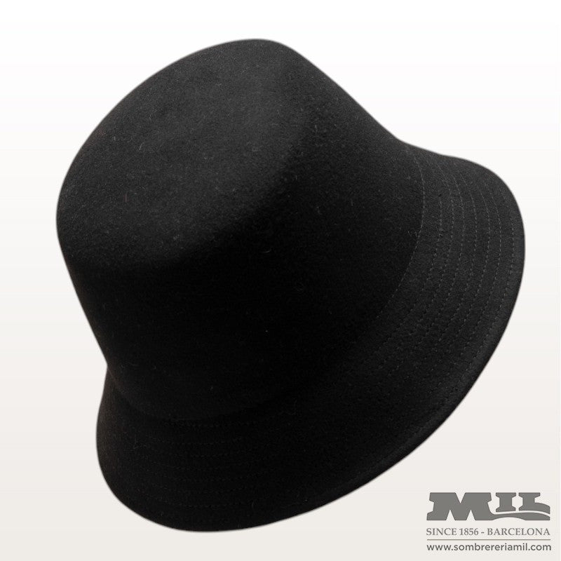 Barret Bucket Logo | Borsali