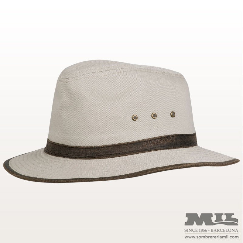 Barret Ava | Stetson