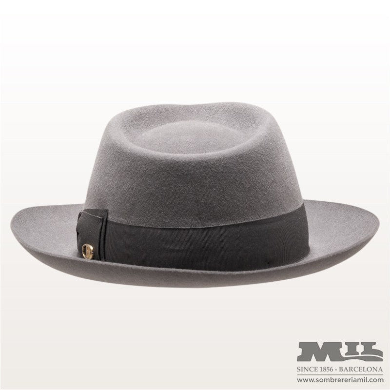 Cosme Hat | Fernández and Roche