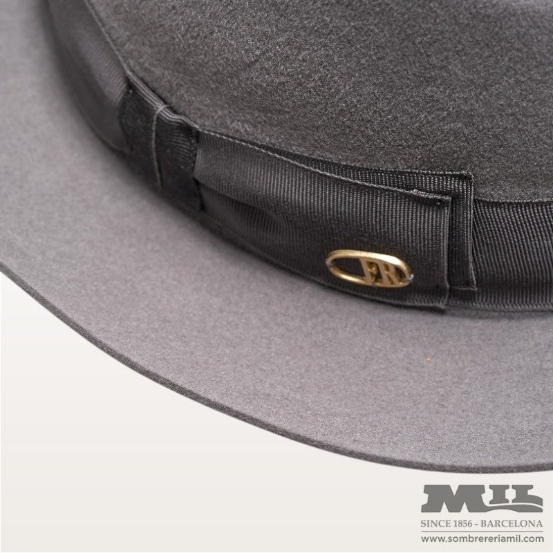 Cosme Hat | Fernández and Roche