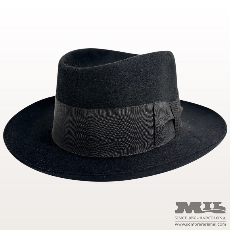 Gaudí Hat | MIL