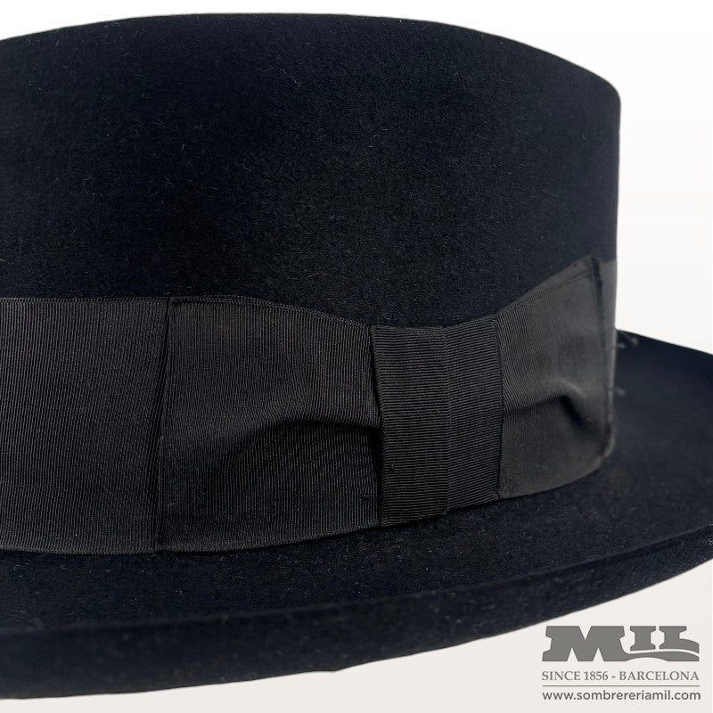 Gaudí Hat | MIL