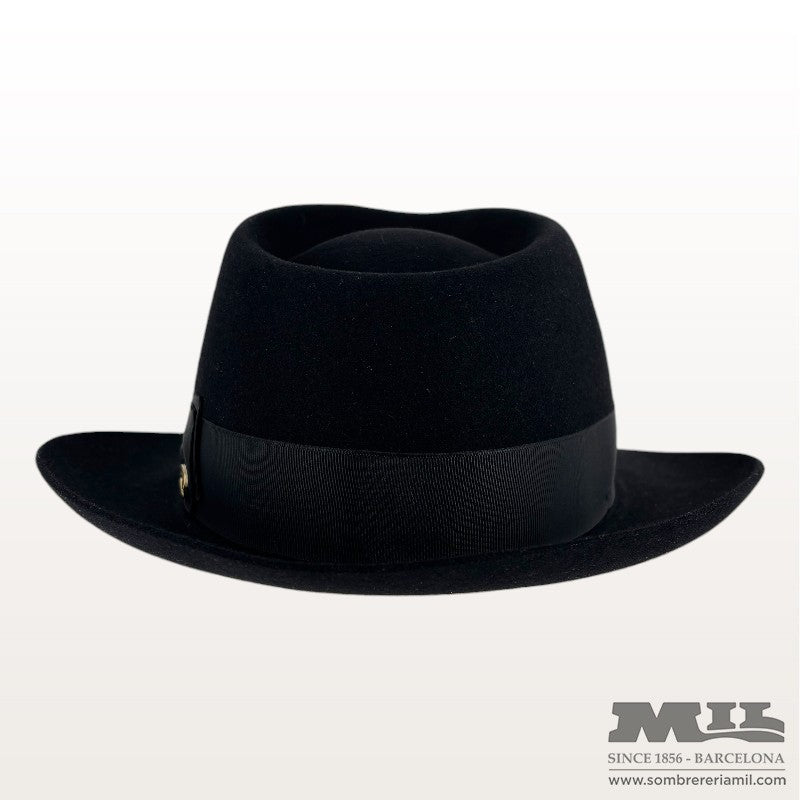 Cosme Hat | Fernández and Roche